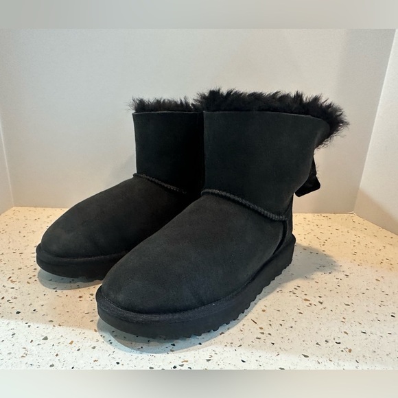 UGG Mini Bailey Velvet Bow II Boot - Picture 8 of 11